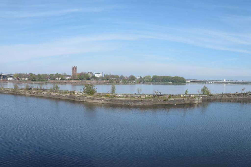 Home From Home With Fantastic Views 2 Runcorn Extérieur photo